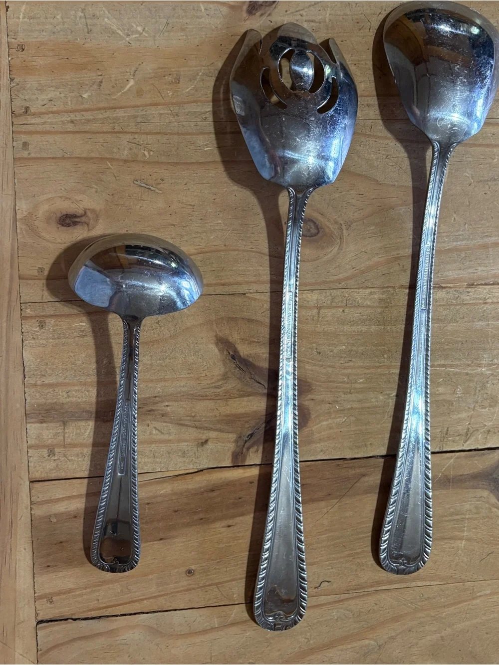 Reed & Barton Stainless Silver-Color Three-Piece Serving Set with Beaded Edge